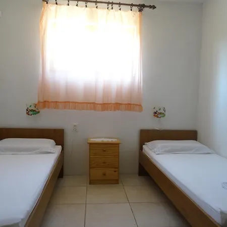 Neva Apartment Necujam
