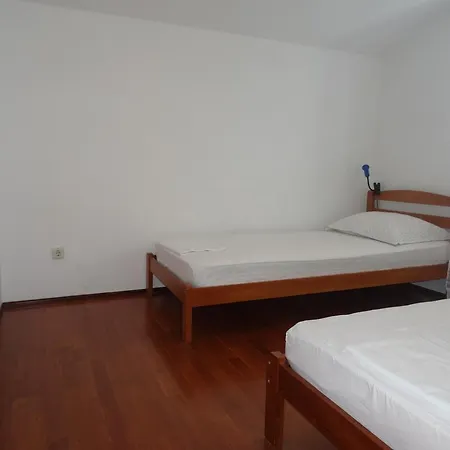 Neva Apartment *