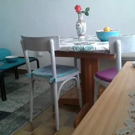 Apartment Neva *